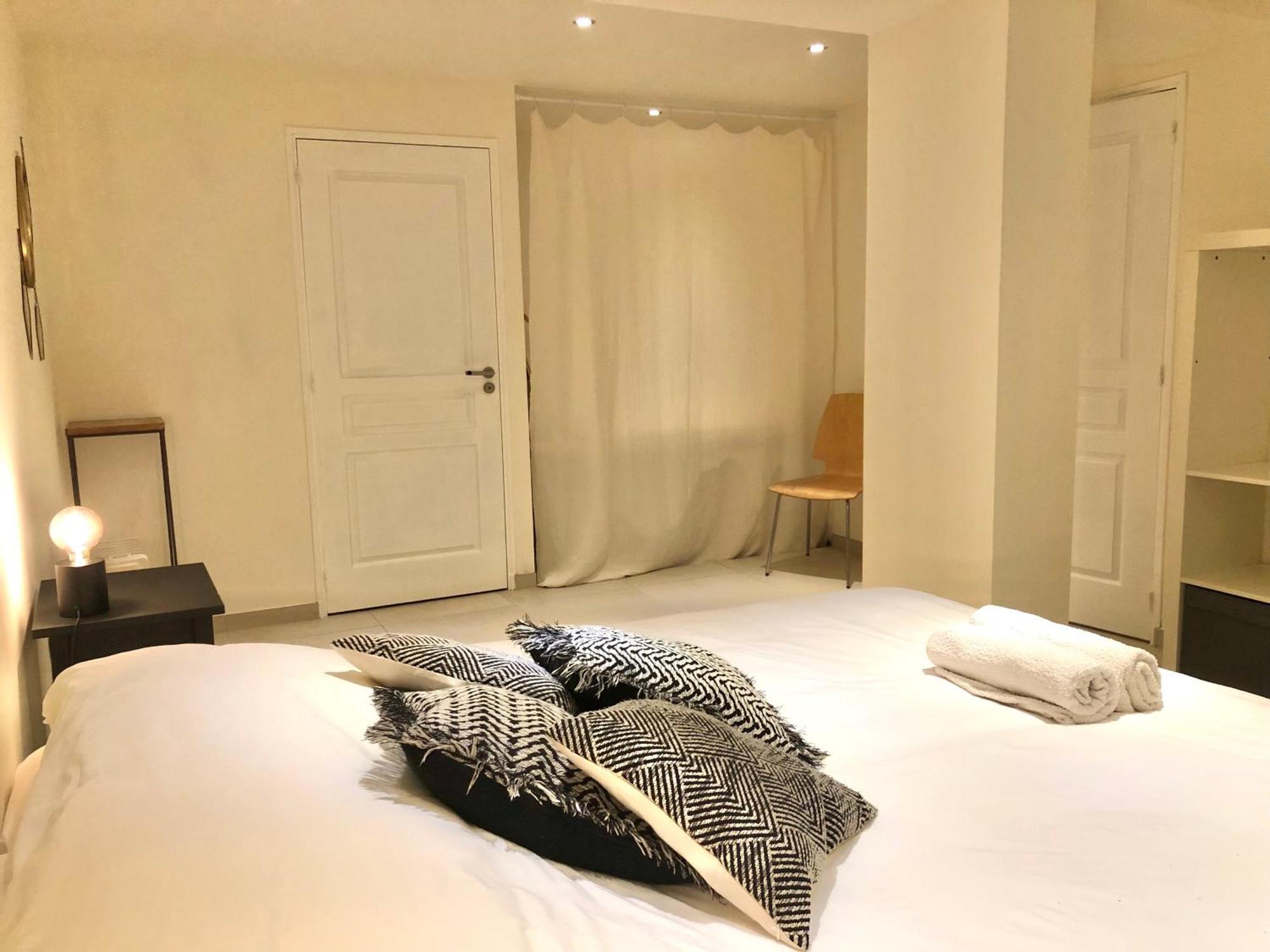 The Hope, Suite Privee Au Sein D'Une Maison Avec Piscine Aix-en-Provence Esterno foto